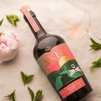 Aker English Rose Aperitif 75cl