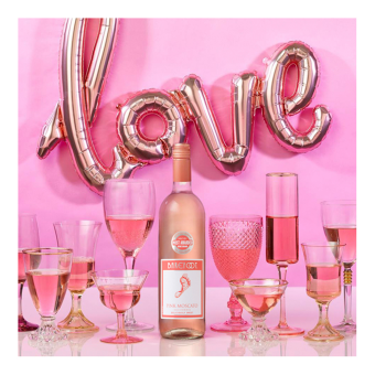 Barefoot Pink Moscato Wine 75cl