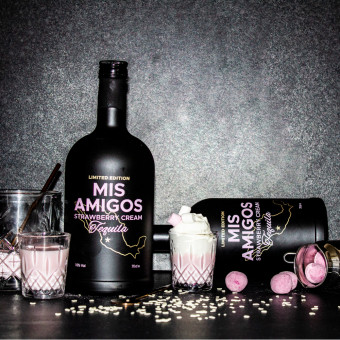 Mis Amigos Strawberry Cream Tequila 70cl