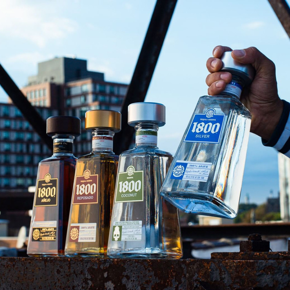 1800 Anejo Aged Tequila 70cl - DrinkSupermarket