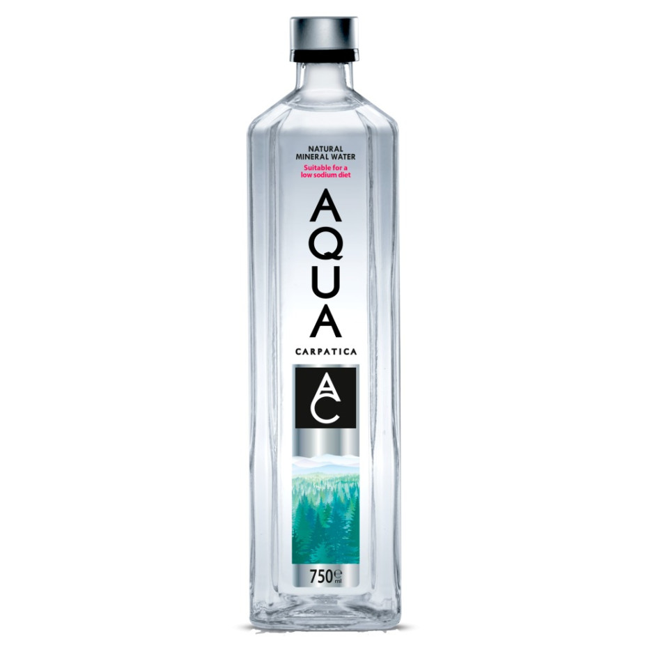 AQUA Carpatica Natural Still Mineral Water 75cl Glass Bottle