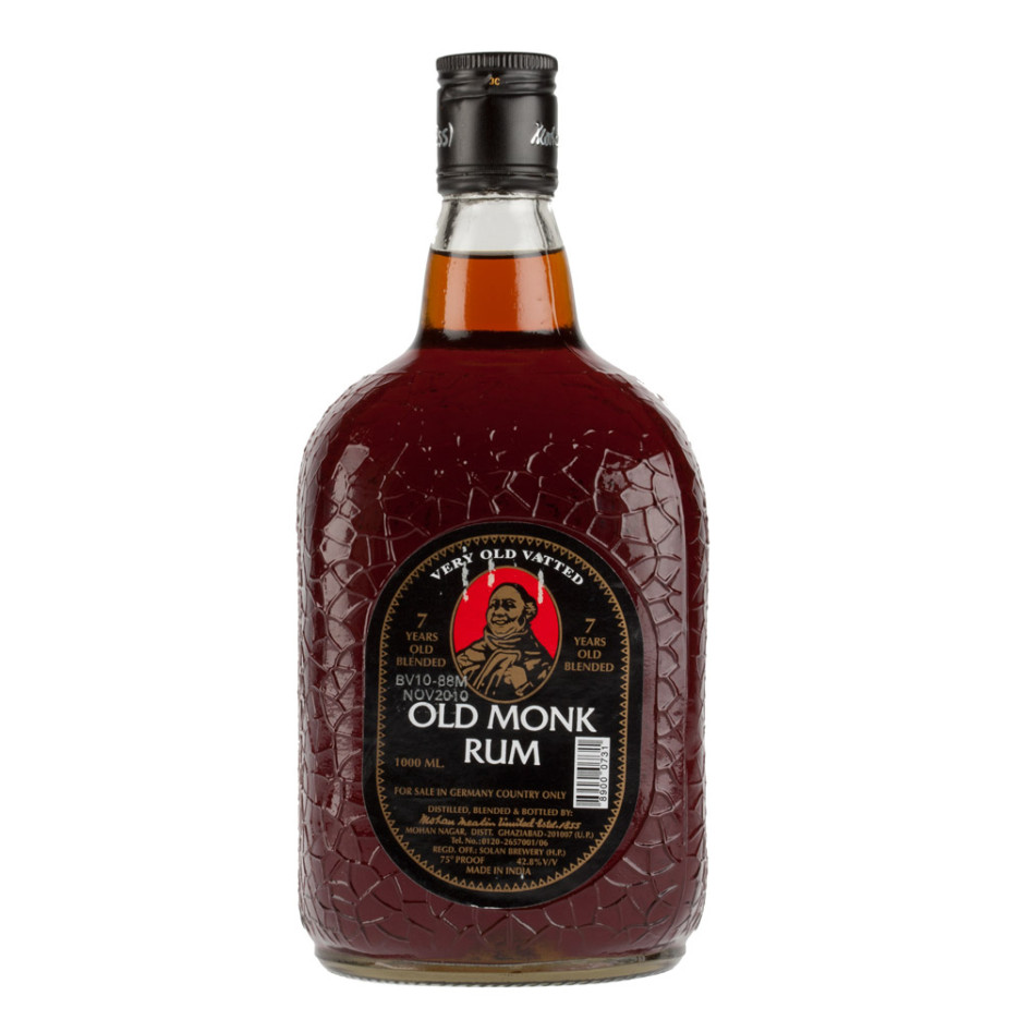 Old Monk 7 Year Old Rum 70cl | Damaged