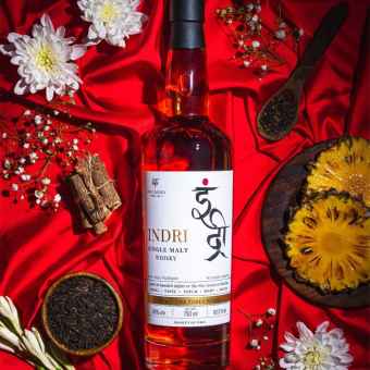 Indri Trini Three Wood Whisky 70cl